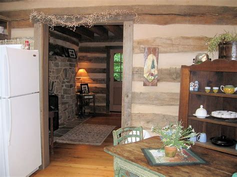 Besides the decor, both cabins are very similar. Tavern River Cabin | Shenandoah River Cabin Rentals in ...