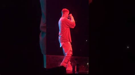 Justin Bieber Sexy Dance Move During Hold Tight At Purpose Tour In