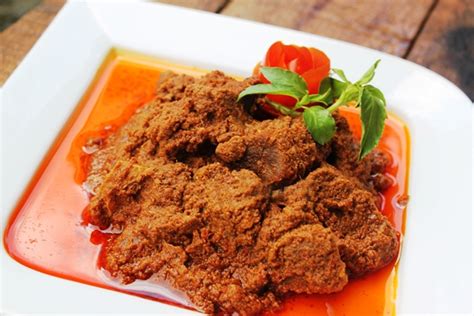 Download aplikasi masakan yummy app untuk mendapatkan beragam referensi bahan makanan dan masakan sesuai dengan selera kamu, lengkap dengan cara memasaknya hanya di google play. Resep Rendang Daging Sapi Padang Asli Enak dan Empuk ...
