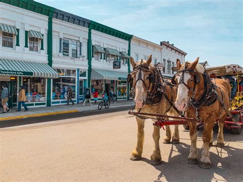Inside Mackinac Island Must Dos On A Visit The Break Of Dawns