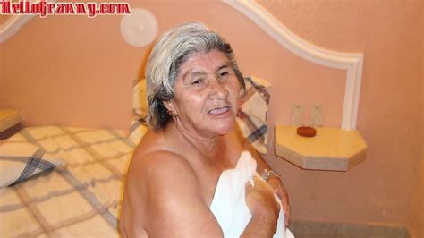 Hellogranny Latin Matures All Naked In Slideshow