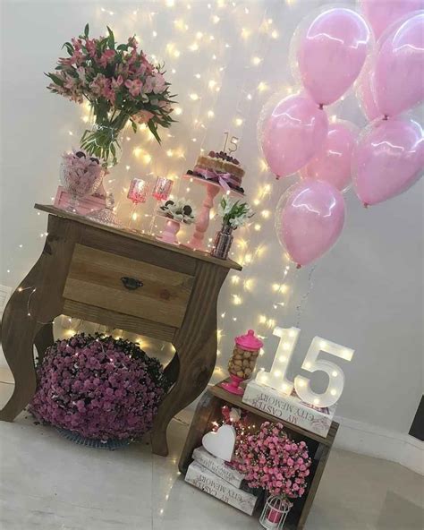 Festa De Quinze Anos De Pobre