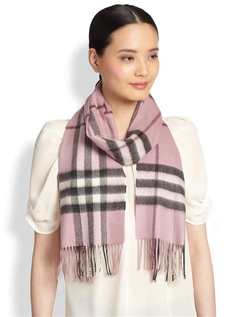 lyst burberry giant pink heather check cashmere scarf in pink