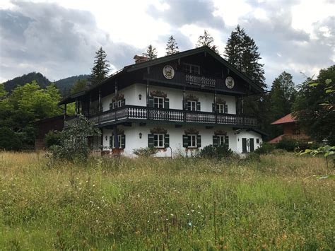 Das küstengebiet, die insel ist unter wasser, überflutet: Pin von Jl auf Haus auf dem Land | Haus auf dem land, Haus ...