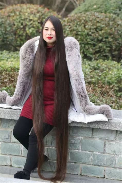 They have their own likes and dislikes regarding long hair. Floor length long hair in winter - ChinaLongHair.com