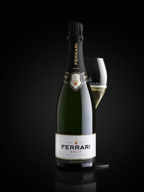 Il brut blanc de blancs di deville è uno champagne di carattere: Ferrari is once again one of the world's best in the 2020 edition of The Champagne & Sparkling ...