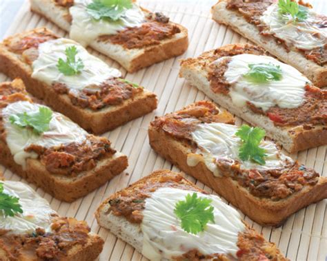 Salah satu menu sarapan pagi sehat untuk diet yang mengenayangkan namun tidak membuat gemuk adalah pancake. RESEPI SARAPAN SIHAT: SARDIN TOASTS