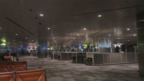 Live flight arrivals and departures for hamad international airport. Hamad International Airport - Transit Review - Economy ...