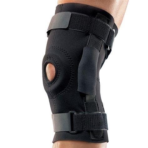 Futuro Sport Ultra Rigid Hinged Stabilizer Adjustable Knee Brace