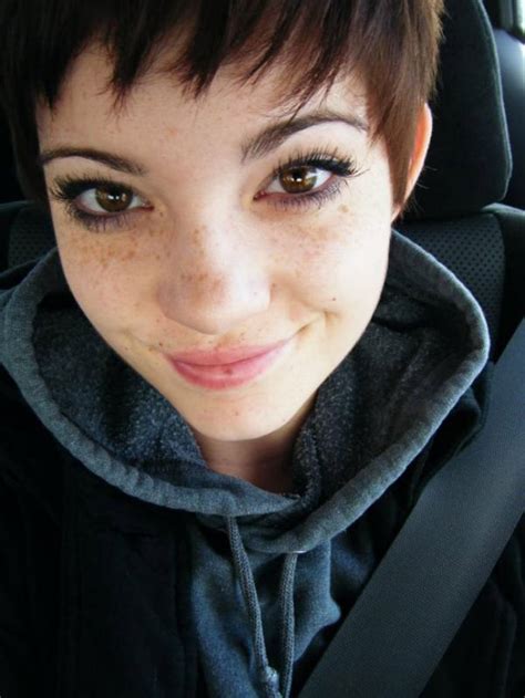 Short Haired Cuties 32 Photos Thechive