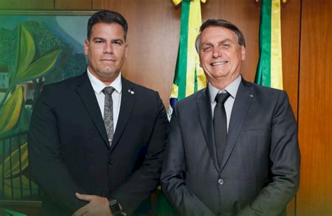 Aliados do presidente jair bolsonaro se juntaram … Embalado por Bolsonaro, Contar inicia campanha pelo voto ...