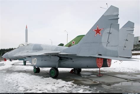 Mikoyan Gurevich Mig 29 9 13 Russia Air Force Aviation Photo