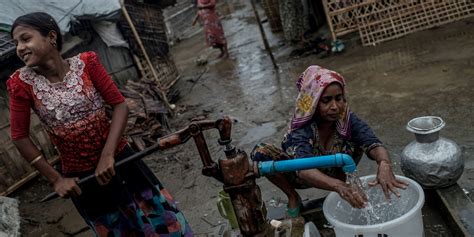 Arsenic contaminated water in Bangladesh causes thousands of deaths a year