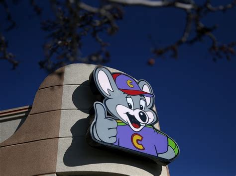 West Allis Chuck E Cheese Open After Remodeling Greenfield Wi Patch
