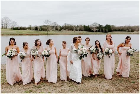 We would like to show you a description here but the site won't allow us. A Beautifully Intentional Spring Wedding at The Oaks in ...