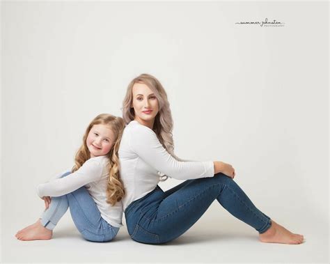 Pin By Janie Rademeyer On Momma Mother Daughter Photoshoot Mother
