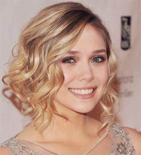 Download Female Wavy Hairstyle Pics Hairstyle Ideas