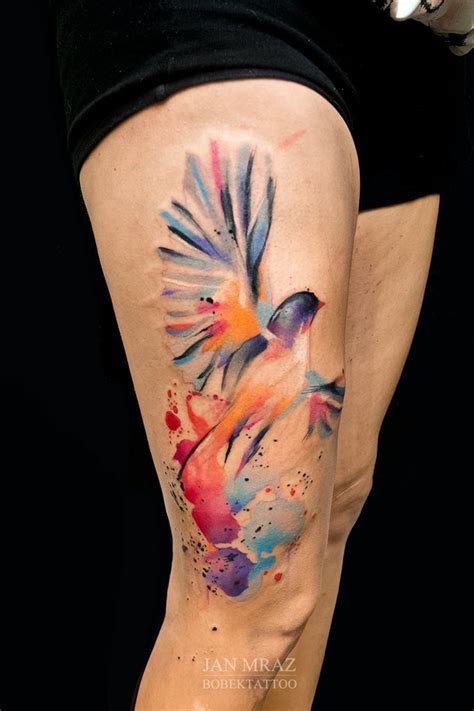 Watercolor tattoos are a trendy style of tattoo, making for vibrant body art. What Are Watercolor Tattoos & How Quickly Do They Fade ...