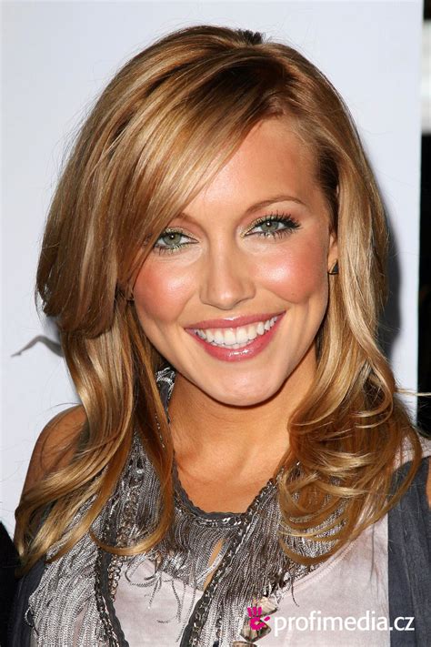 Katie Cassidy Hairstyle Easyhairstyler