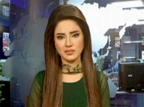Pakistani Anchor Goes On Air With Daughter To Protest Minors Brutal