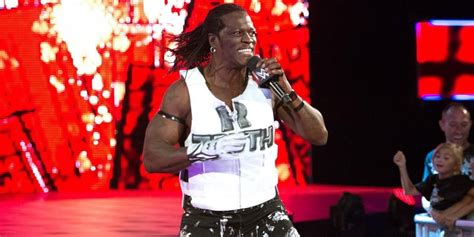 5 Best Singers In Wwe And 5 Worst Ranked