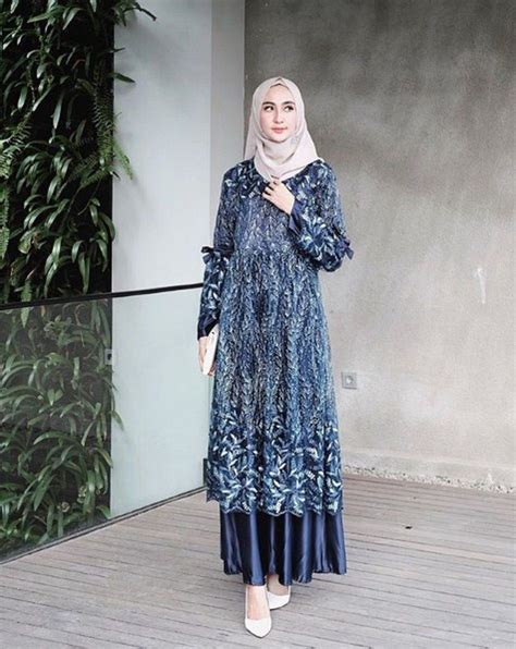 23 model baju gamis brokat pesta muslim mewah modern di tahun 2019 2020 model pakaian wanita