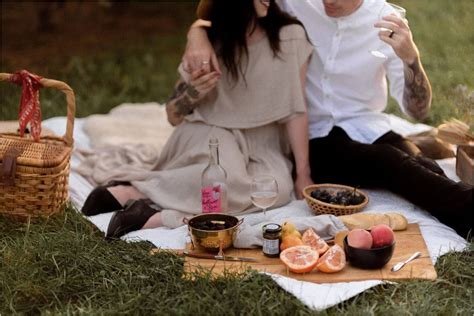 Parisian Styled Picnic At The Orchard Spontaneous Outdoor Date Ideas Violet Short Photography
