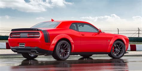 History tells us the 2021 dodge challenger competes with the chevy camaro and ford mustang, but the challenger lineup receives several minor updates for 2021. 2020 - Dodge - Challenger - Vehicles on Display | Chicago ...
