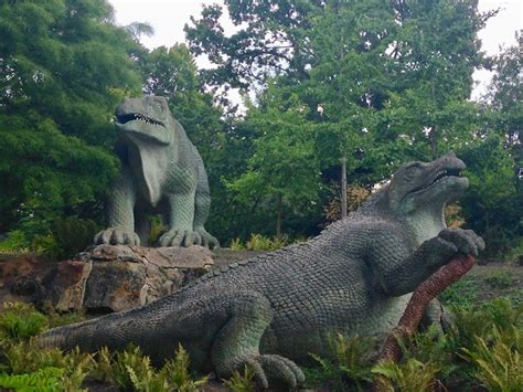 The story of the world's first prehistoric sculptures. Dinosaurs And Destruction at the Crystal Palace | Guide London