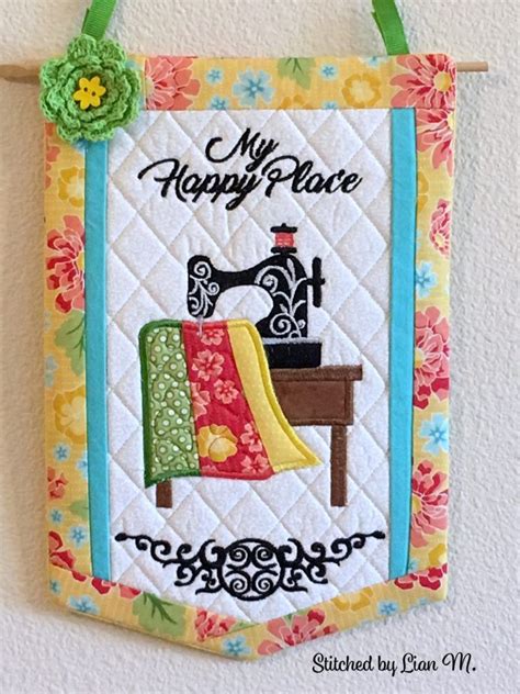Happy Quilt Banner 7×11 · Omas Place Machine Embroidery Designs