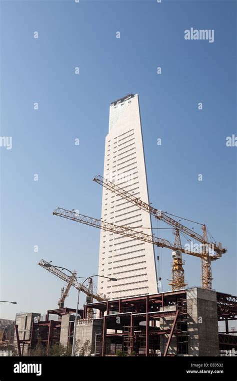 Central Bank Of Kuwait Construction Site Stock Photo Alamy