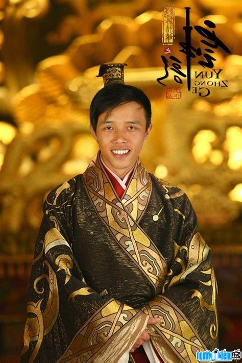 Hotface Huy Quần Hoa