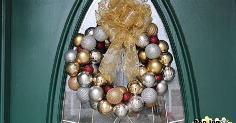 Christmas Ornament Wreath Tutorial