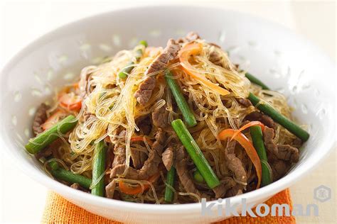 They can be served in many different ways and have multiple health generally, you have to soak bean thread noodles in warm water for 10 to 15 minutes before you cook them. Beef and Harusame Noodle Stir Fry | Kikkoman Corporation | Receta | Comida oriental, Comida ...