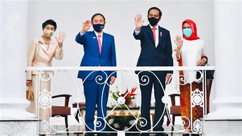Perdana menteri malaysia mahathir mohamad tiba di jakarta, kamis sore (28/6) pukul 18.05. Mengapa PM Baru Jepang Pilih RI & Vietnam Jadi yang Pertama?