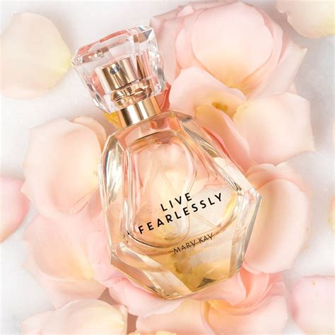 Every Woman Deserves To Live Fearlessly A Floral Woody Fragrance Live