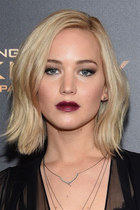 Jennifer lawrence's natural hair texture. Jennifer Lawrence Short Wavy Cut - Hair Lookbook - StyleBistro