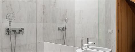 6 exemplos de casas de banho com mármore | homify