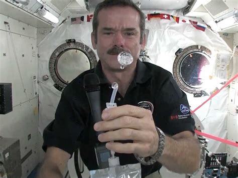 23 Unforgettable Moments From Astronaut Chris Hadfield Business Insider