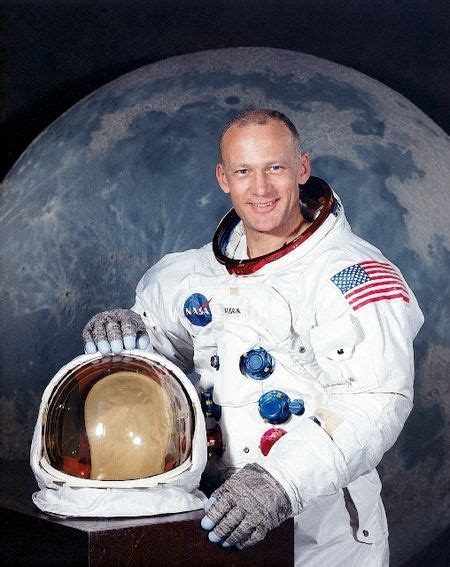 Buzz Aldrin The Infosphere The Futurama Wiki