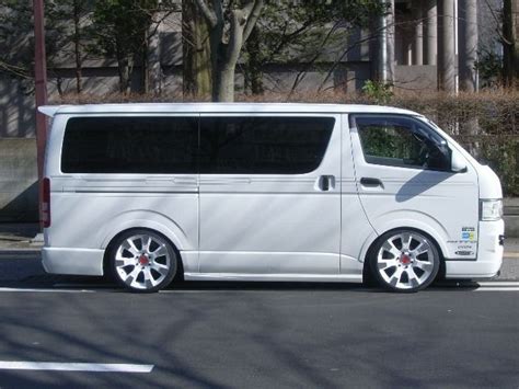 Toyota Hiace Custompicture 2 Reviews News Specs Buy Car
