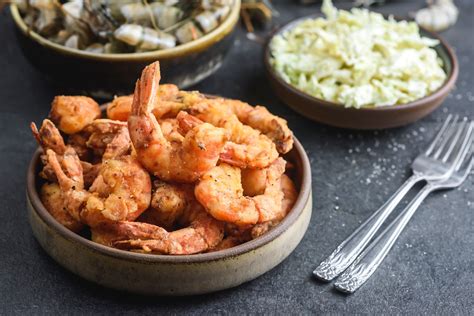 A Cornmeal Coating Makes An Easy And Delicious Fried Shrimp Recipe