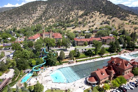 A Record Breaking Summer Tourism Booming In Glenwood Springs Colorado