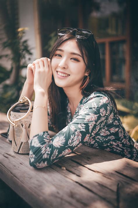 Asian Women Women Outdoors Model Smiling Wallpaper Resolution 1365x2048 Id 285637