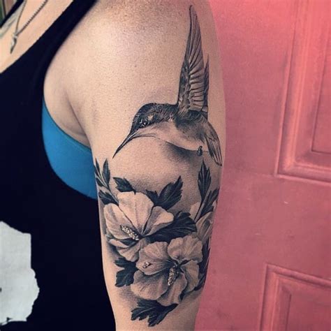 130 Meaningful Hummingbird Tattoo Designs