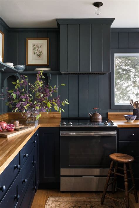 Kitchen idea gray walls dark cabinets grey kitchen walls home. Beautiful Kitchen Wall Colors with Dark Cabinets 2021 ...