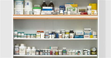 L&m arts is pleased to present an exhibition of early medicine cabinets by damien hirst. Damien Hirst medicine cabinet bought for £600 goes on sale ...