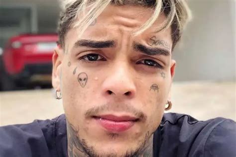 Portuguese rapper/singer, kevin nascimento aka mc kevin has passed away after falling 11 stories from a hotel building.kevin was recently married & had just garnered over 1.7 million monthly listeners on spotify. Após acidente de carro, MC Kevin é hospitalizado e quadro ...