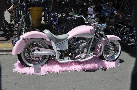 Harley Davidson Bikes Pink