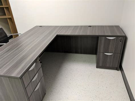 New Office Desks L Shaped Desks At Furniture Finders